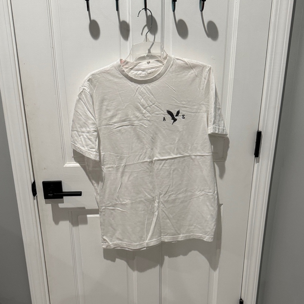 American Eagle Outfitters White T-Shirt with Gray Logo